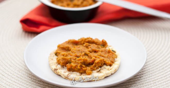 bezglutenowa-pasta-z-ciecierzycy-i-papryki-przepis-3