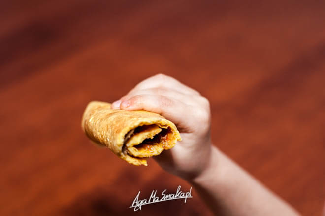 bezglutenowe-nalesniki-weganski-przepis-z-maki-z-ciecierzycy-4