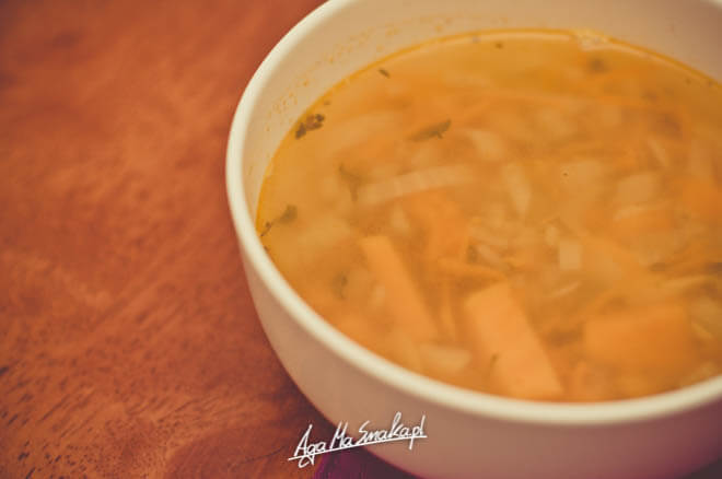 zupa-cebulowa-z-batatami-przepis-weganski-2