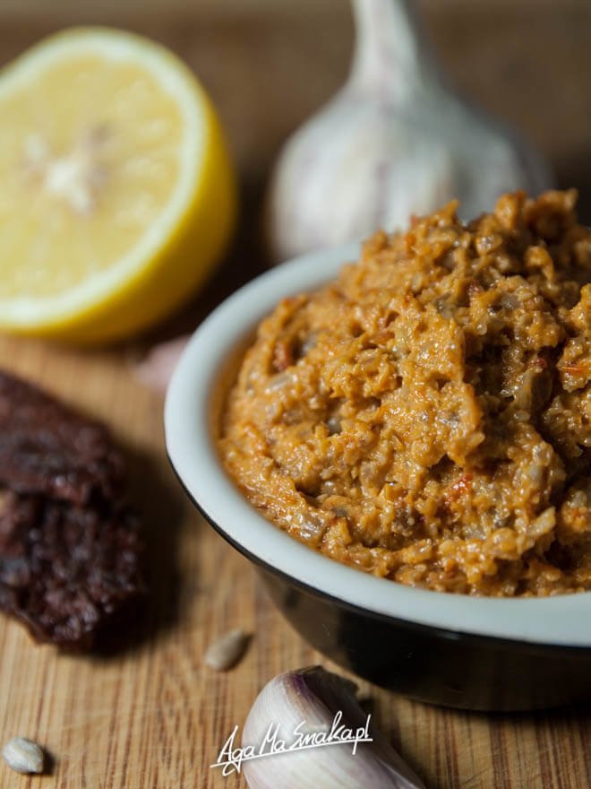 bezglutenowa-pasta-slonecznikowa-na-chlep-przepis-2