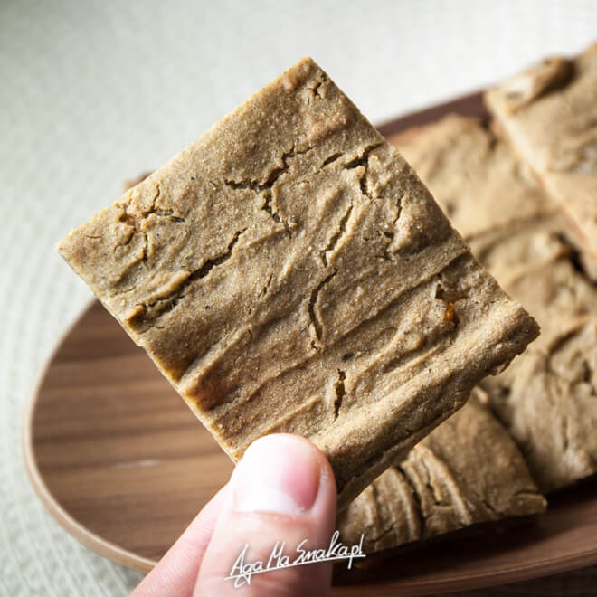 bezglutenowy-chleb-jaglano-pietruszkowy-2