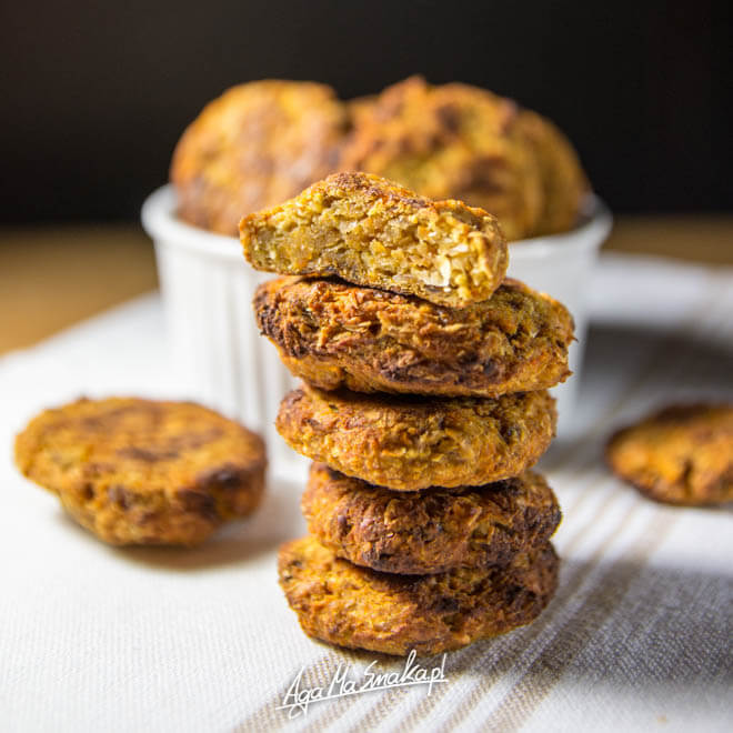 ciasteczka z ciecierzycą i marchewką przepisy z cieciorką