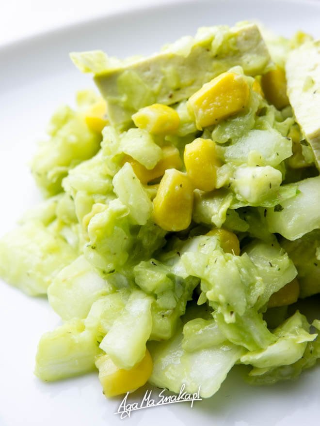 salatka-z-kapusty-pekinskiej-avocado-przepis-zdrowy-4