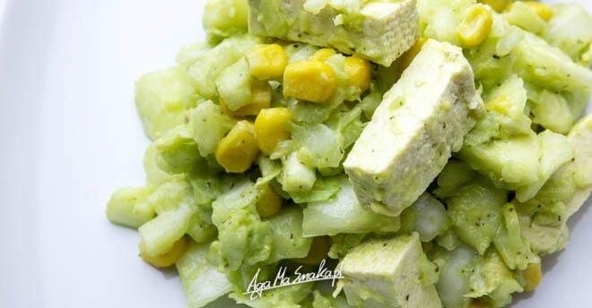 salatka-z-kapusty-pekinskiej-avocado-przepis-zdrowy-5