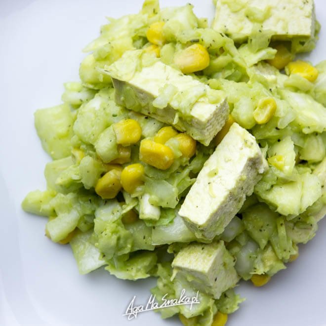 salatka-z-kapusty-pekinskiej-avocado-przepis-zdrowy-6