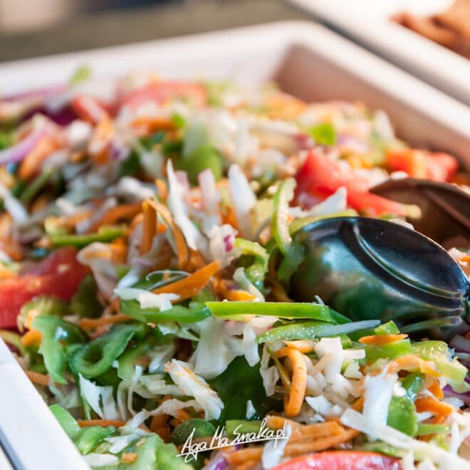 surówka z szatkowanych warzyw