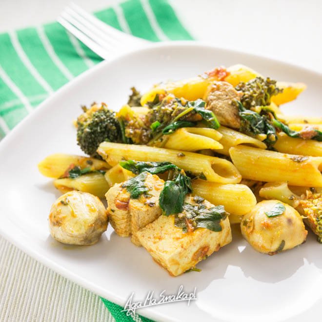 szybki-makaron-z-warzywami-tofu-4