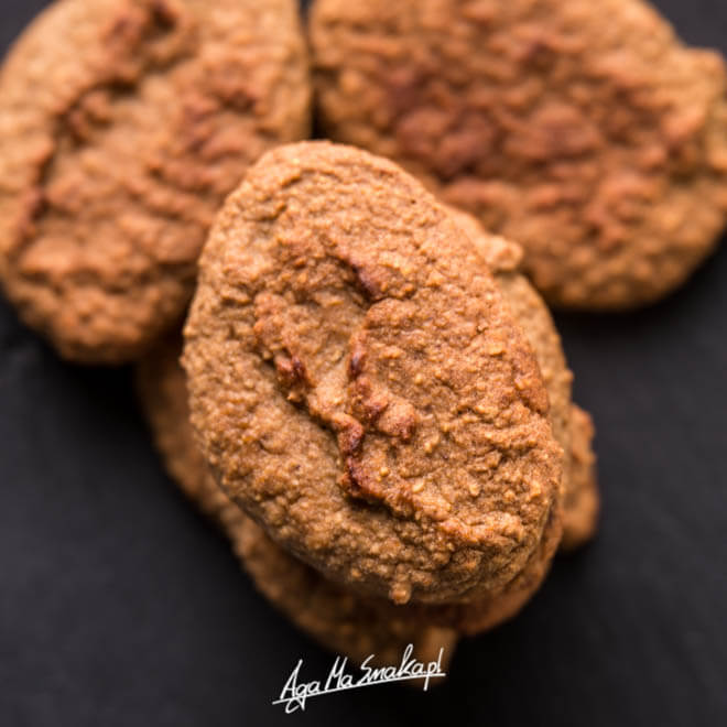 trzyskladnikowe-ciastka-sniadaniowe-zdrowe-slodycze-przepis-6