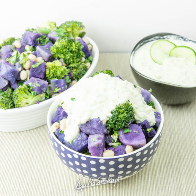 salatka-weganska-z-ziemniakami-truflowymi-tzatzyki-11