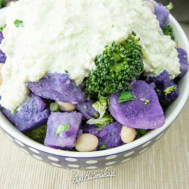 salatka-weganska-z-ziemniakami-truflowymi-tzatzyki-15