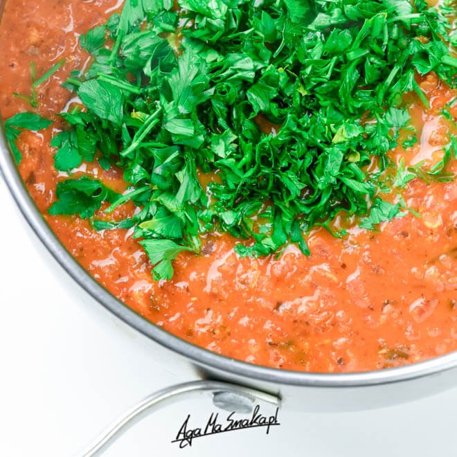 przepis na pomidorowy gulasz bez mięsa
