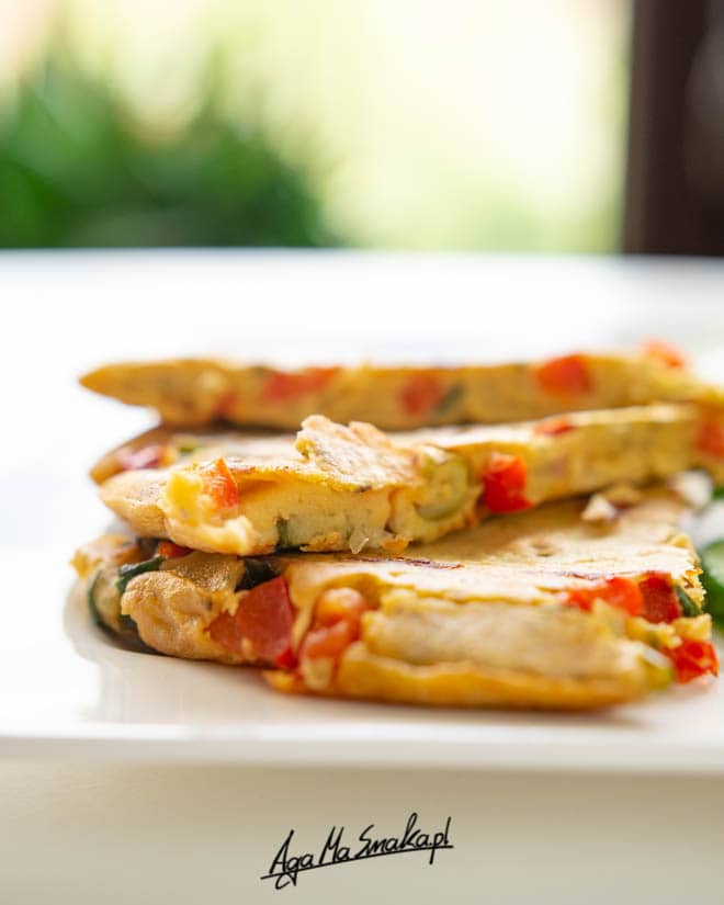 prosty przepis wegański i bezglutenowy omlet roślinny